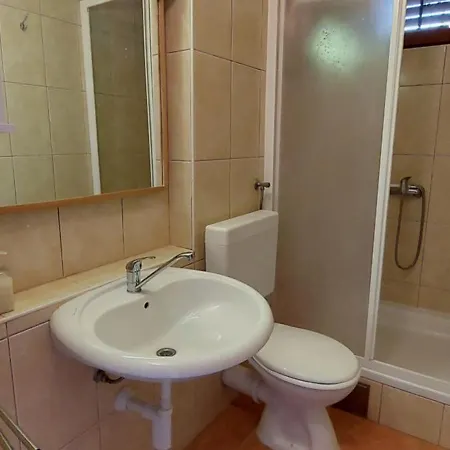 Mima - Shoreline House Apartment *