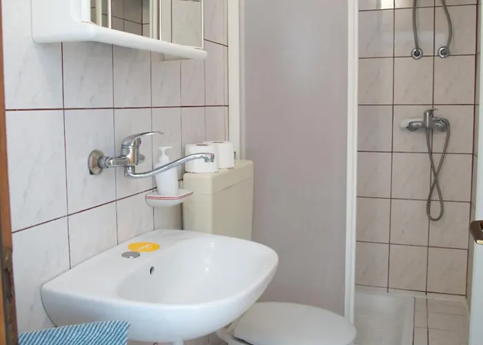 Mima - Shoreline House * Šibenik