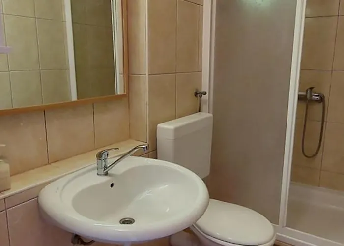 Mima - Shoreline House Apartman *