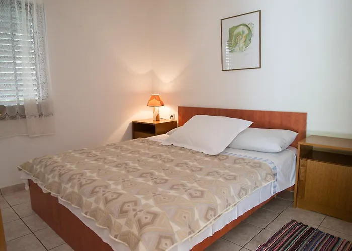 Mima - Shoreline House