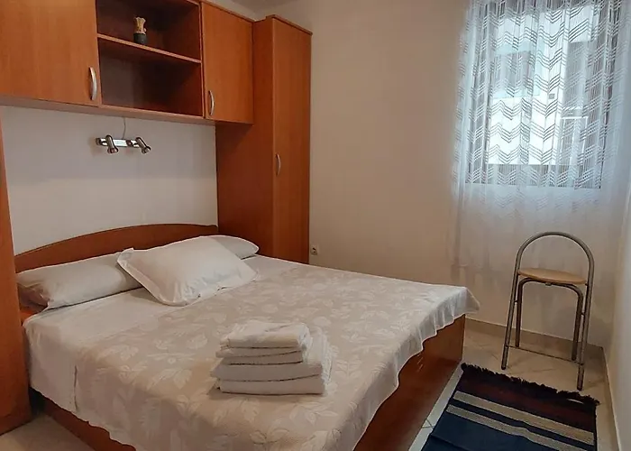 Mima - Shoreline House Sibenik